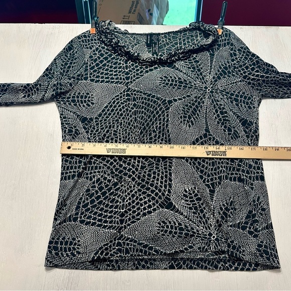 Lynn Ritchie Black & White Abstract Print Blouse | Size L | Silk Cotton Blend - Picture 3 of 6